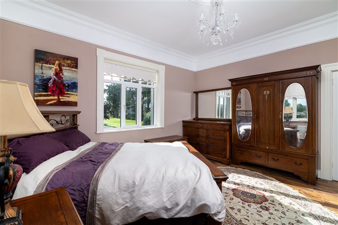 Gloster House, Hill Road, Cloghan, Co. Offaly