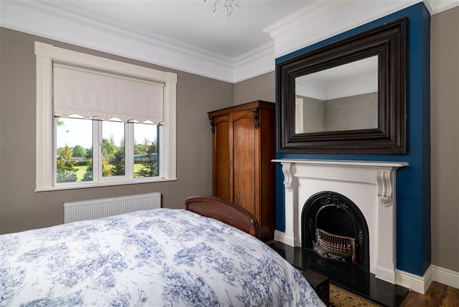 Gloster House, Hill Road, Cloghan, Co. Offaly