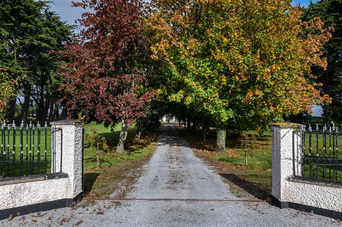 Gloster House, Hill Road, Cloghan, Co. Offaly