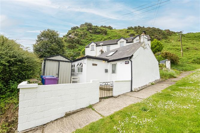 Hollybush Cottage, Brookside