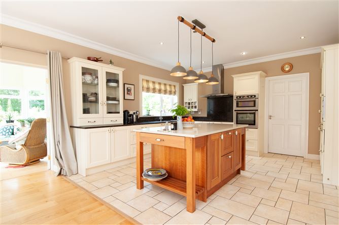 1 Watch House Hill, Ballycanew, Gorey, Wexford