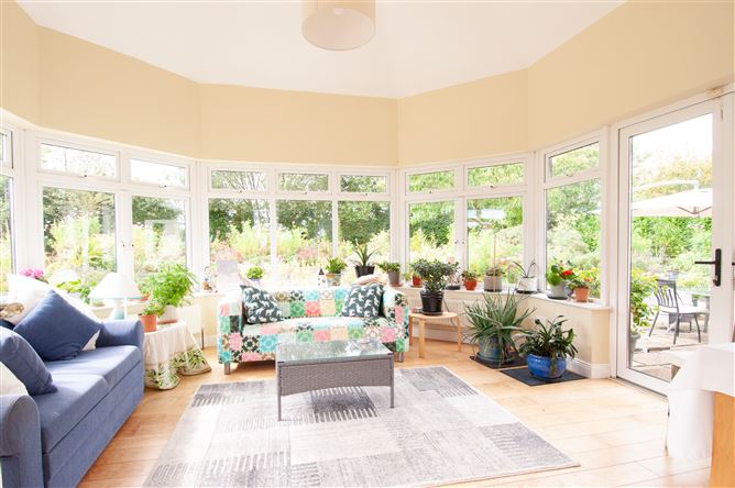 1 Watch House Hill, Ballycanew, Gorey, Wexford