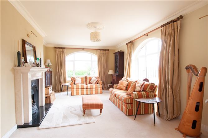 1 Watch House Hill, Ballycanew, Gorey, Wexford