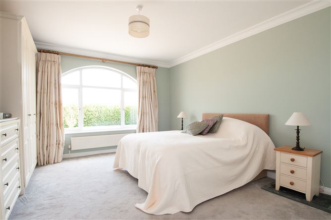 1 Watch House Hill, Ballycanew, Gorey, Wexford