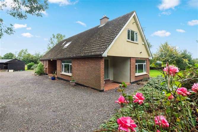 'Menagerie Manor, Hedge Road, , Garristown, Meath