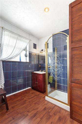 22 Quinns Road , Shankill, Dublin 18