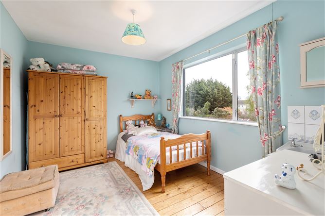 22 Quinns Road , Shankill, Dublin 18