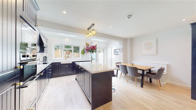 18 Sycamore Grove, Westminster Park, Foxrock, Dublin 18