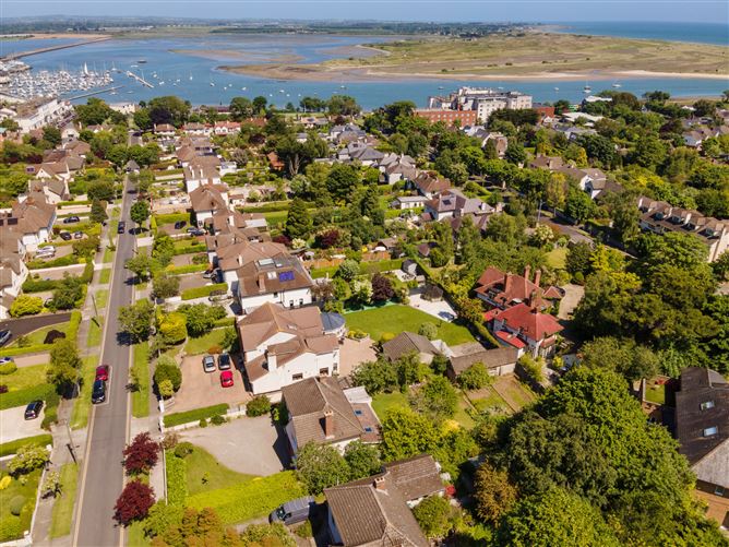 36 The Rise, Malahide, Co. Dublin