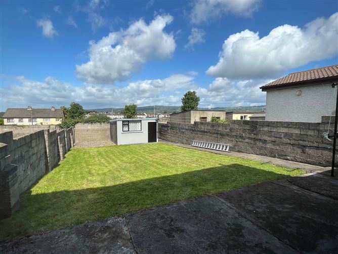 Mareliz, 61 Rosturra Crescent, Woodview Park, Caherdavin, Limerick