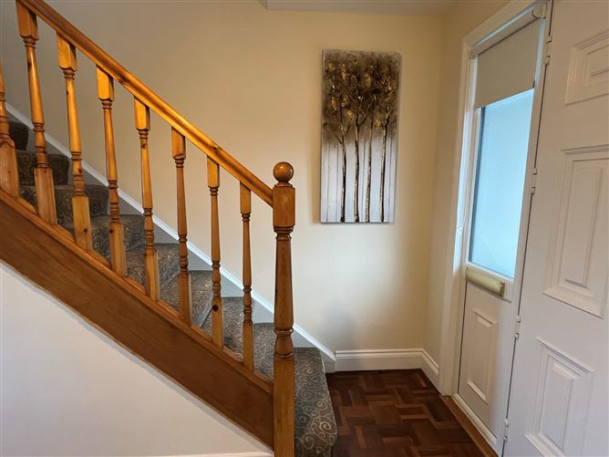 Mareliz, 61 Rosturra Crescent, Woodview Park, Caherdavin, Limerick