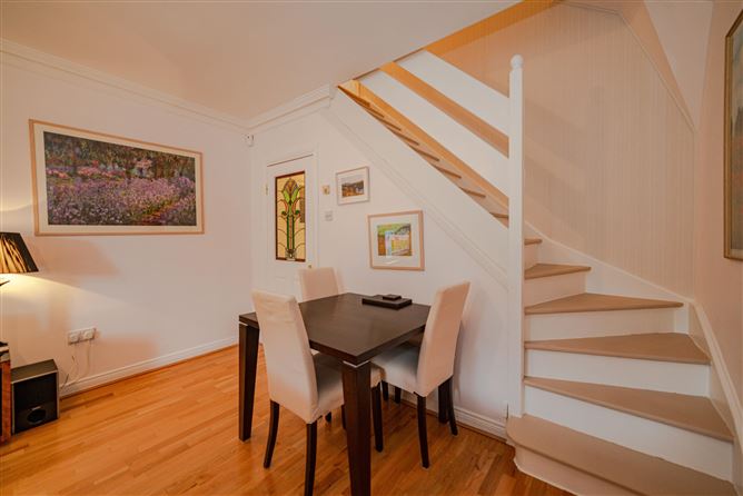 12 Cedar Square, Linden Grove, Grove Avenue, Blackrock, Dublin