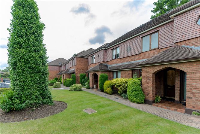 12 Cedar Square, Linden Grove, Grove Avenue, Blackrock, Dublin