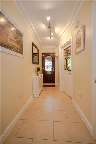 12 Cedar Square, Linden Grove, Grove Avenue, Blackrock, Dublin