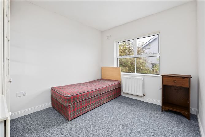 8 Col Perry Court, Edenderry, Offaly