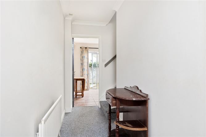 8 Col Perry Court, Edenderry, Offaly