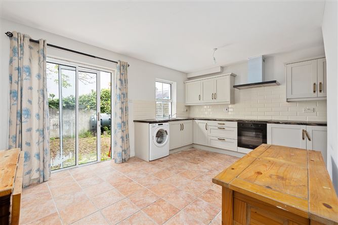 8 Col Perry Court, Edenderry, Offaly