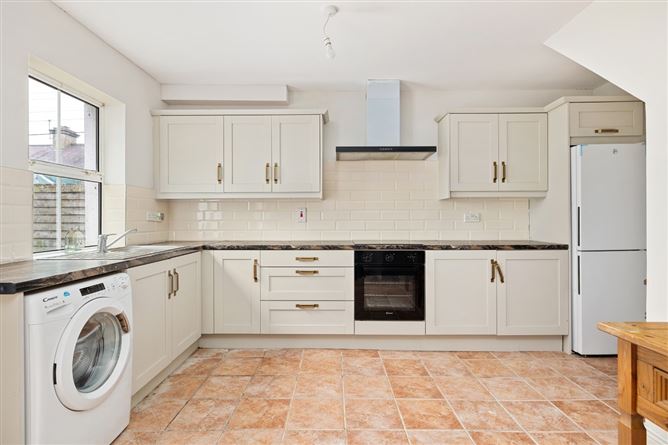 8 Col Perry Court, Edenderry, Offaly