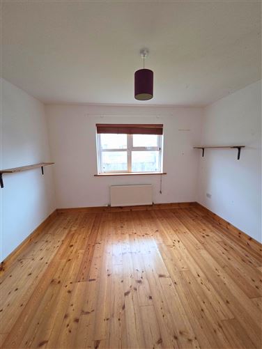 9 Ros Alainn, Millstreet Road, Macroom, Cork