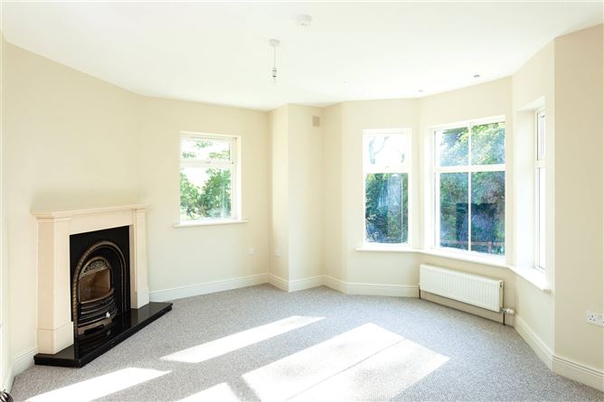 3 Reenmeen Woods, Glengarriff, Co. Cork