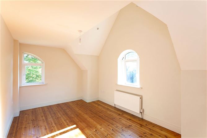 3 Reenmeen Woods, Glengarriff, Co. Cork