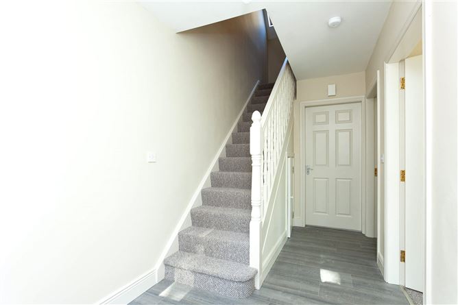 3 Reenmeen Woods, Glengarriff, Co. Cork