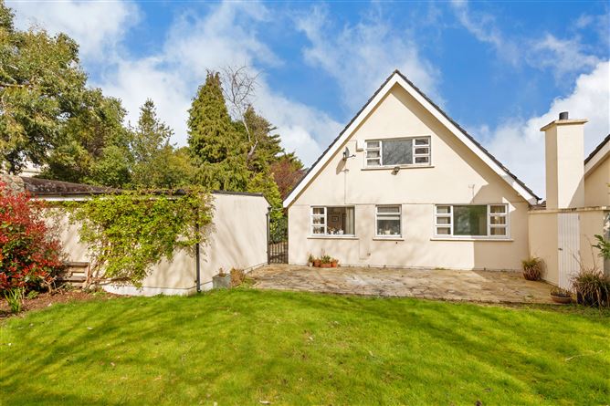 9 Castle Park, Monkstown, County Dublin
