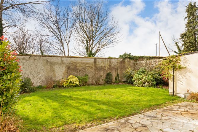 9 Castle Park, Monkstown, County Dublin