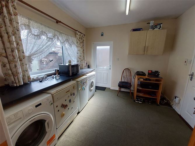 Padua, Ardmanning Lawn, The Lough, Cork