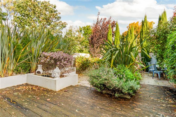 129 Moyville, Rathfarnham,   Dublin 16