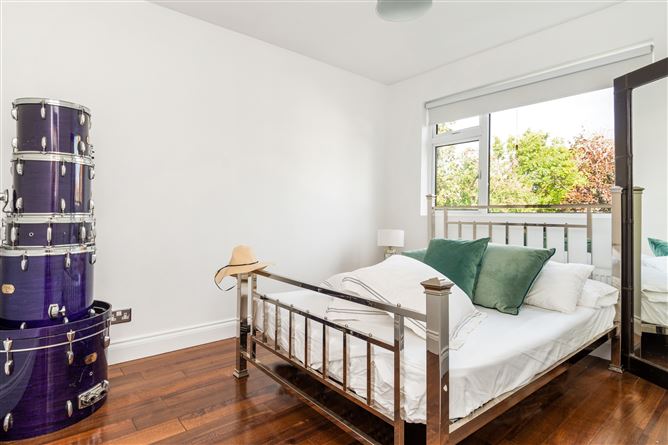 129 Moyville, Rathfarnham,   Dublin 16