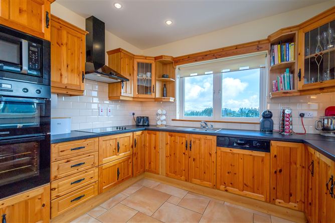 Sunnyside, 2 Knockdromaclogh, Fermoy, Co. Cork