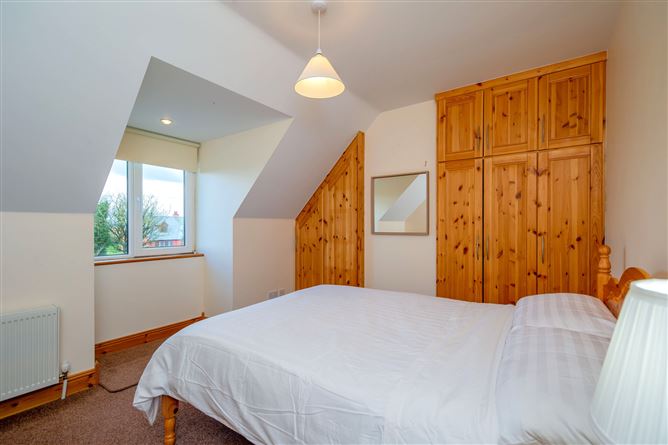 Sunnyside, 2 Knockdromaclogh, Fermoy, Co. Cork