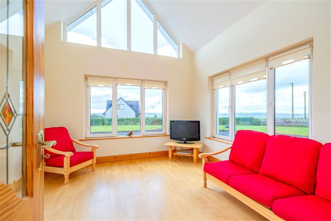 Sunnyside, 2 Knockdromaclogh, Fermoy, Co. Cork