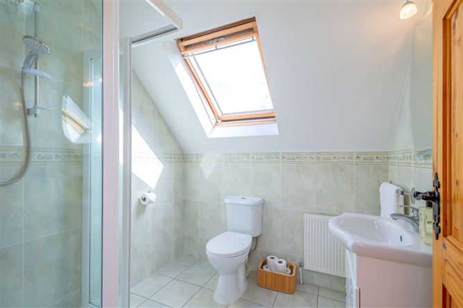 Sunnyside, 2 Knockdromaclogh, Fermoy, Co. Cork