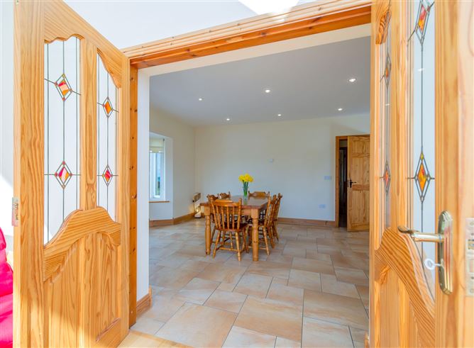 Sunnyside, 2 Knockdromaclogh, Fermoy, Co. Cork