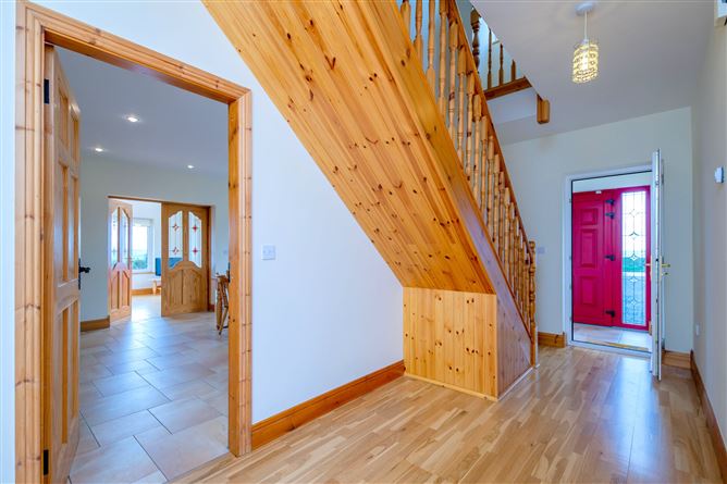 Sunnyside, 2 Knockdromaclogh, Fermoy, Co. Cork