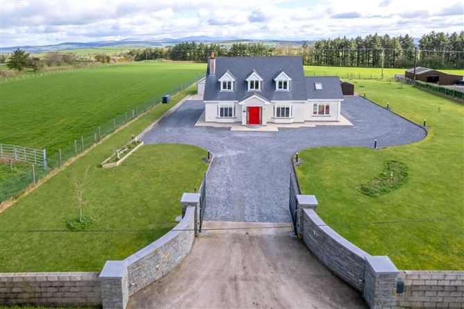 Sunnyside, 2 Knockdromaclogh, Fermoy, Co. Cork