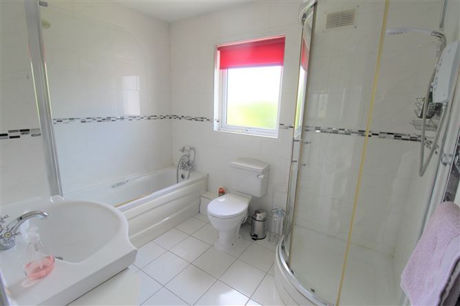 32 Oakleigh, Celbridge, Co. Kildare