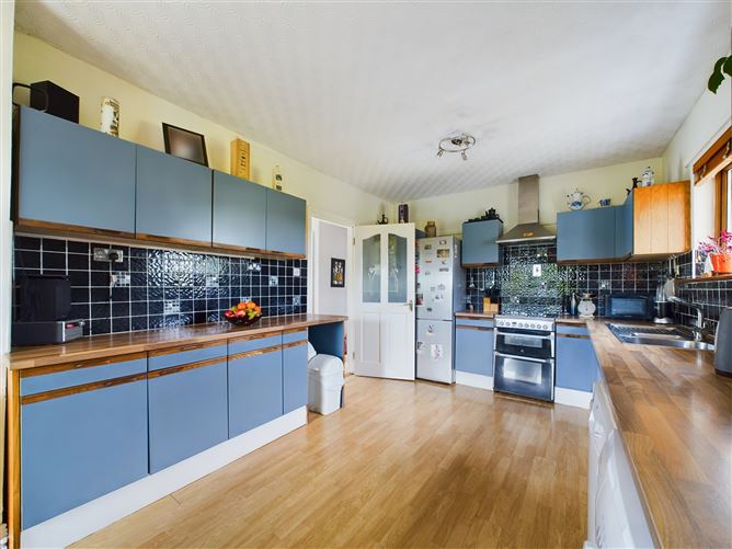 Uphills, Hoddersfield, Crosshaven, Cork