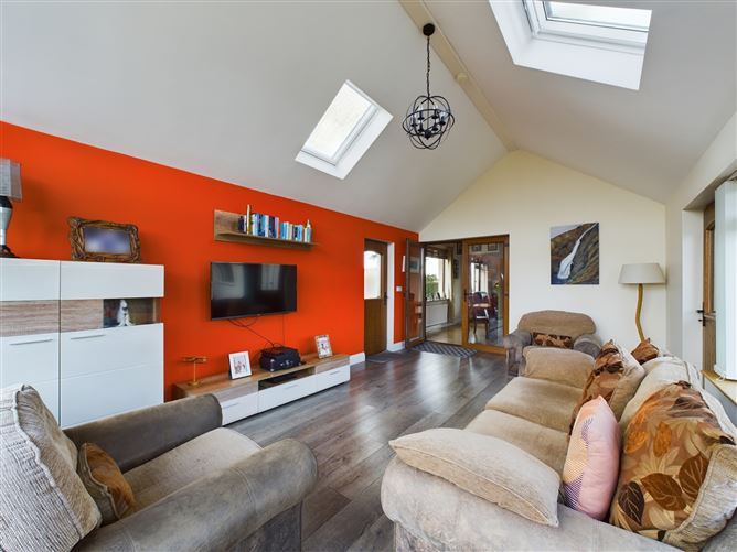 Uphills, Hoddersfield, Crosshaven, Cork