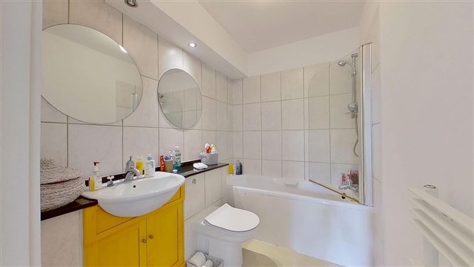 2 Carleton House, Brennanstown, Cabinteely, Dublin 18
