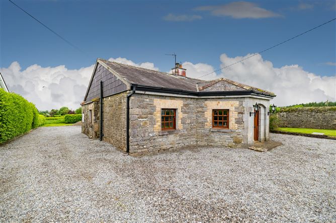 Rose Cottage, Clonearl Demesne, Daingean, Co. Offaly