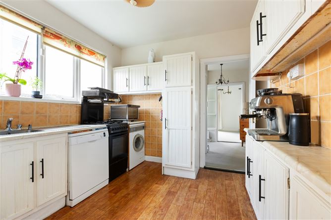 106 Upper Kilmacud Road, Kilmacud, Blackrock, Co. Dublin