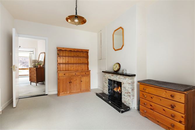 106 Upper Kilmacud Road, Kilmacud, Blackrock, Co. Dublin