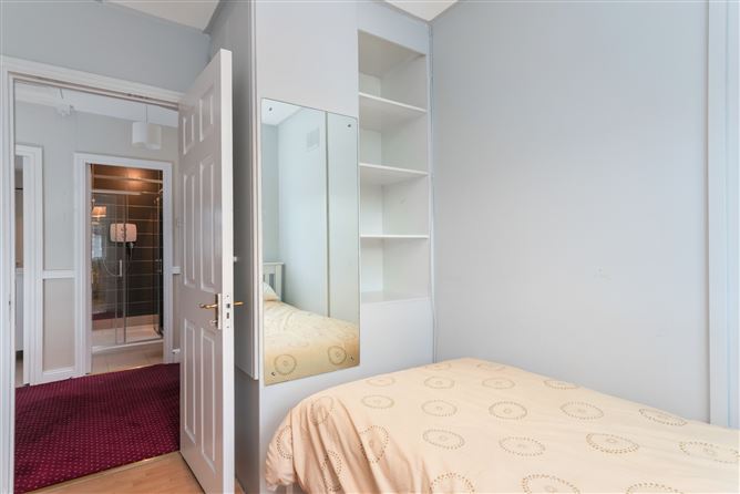 30 Ellensborough Close, Kiltipper, Dublin 24