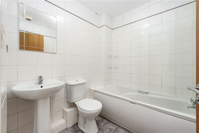 Photo 12 of 28 — 16 Melville Close, Finglas, Dublin 11