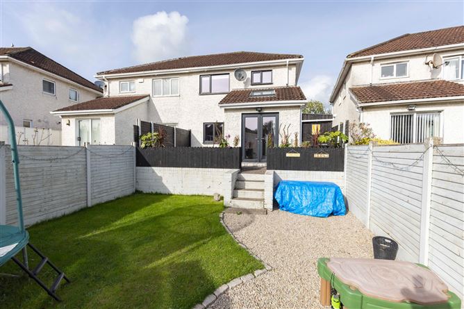 13 Tara Court Avenue, Navan, Co. Meath