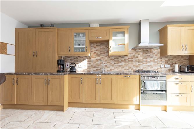 13 Tara Court Avenue, Navan, Co. Meath