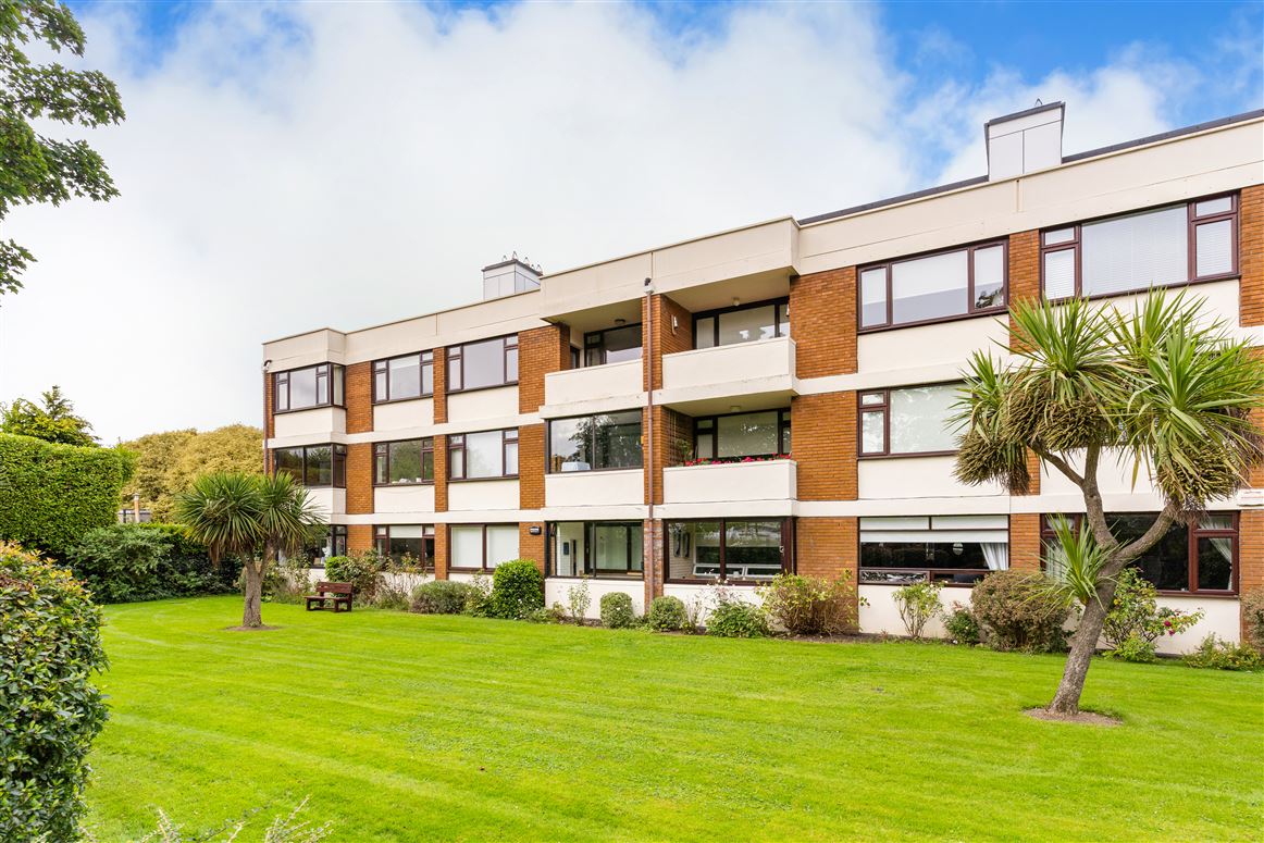 52 Seabury, Sandymount, Dublin 4